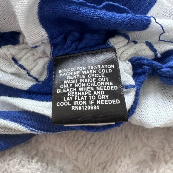 Torrid | Blue and White Stripe Ruched Side Pullover | Size 2 - Picture 5 of 8